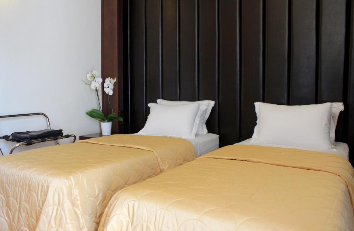 Galaxy Art Hotel Ореокастро Экстерьер фото