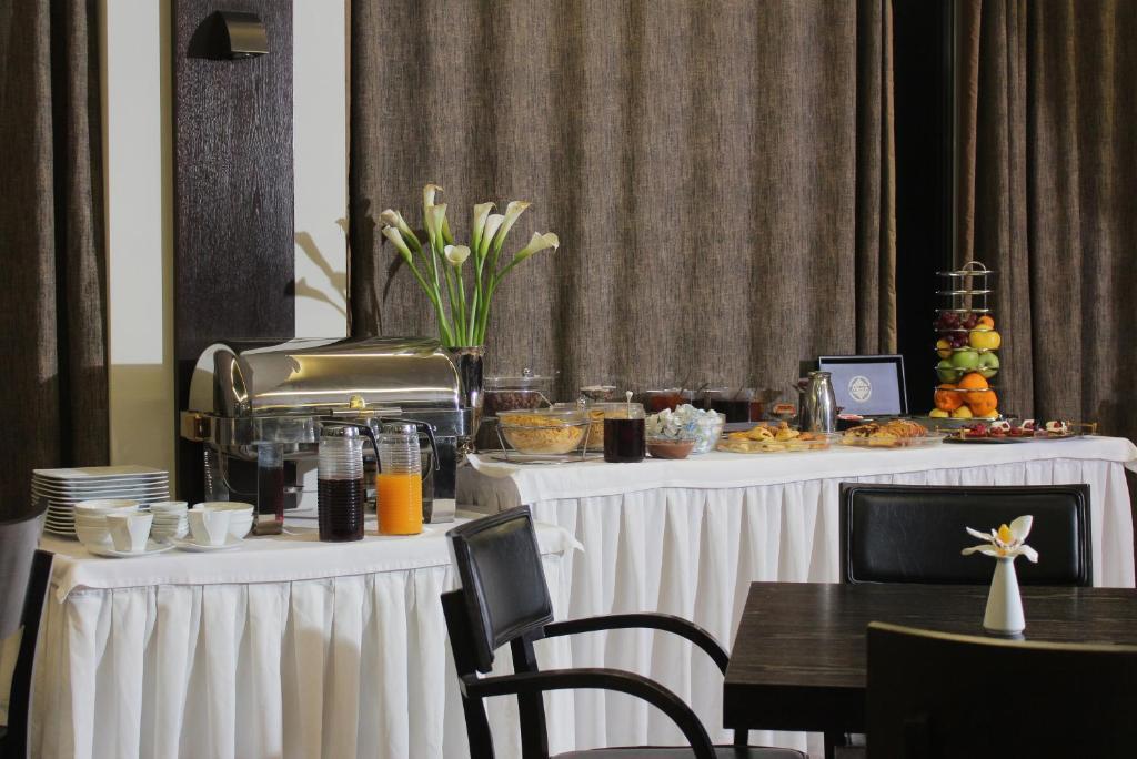 Galaxy Art Hotel Ореокастро Экстерьер фото