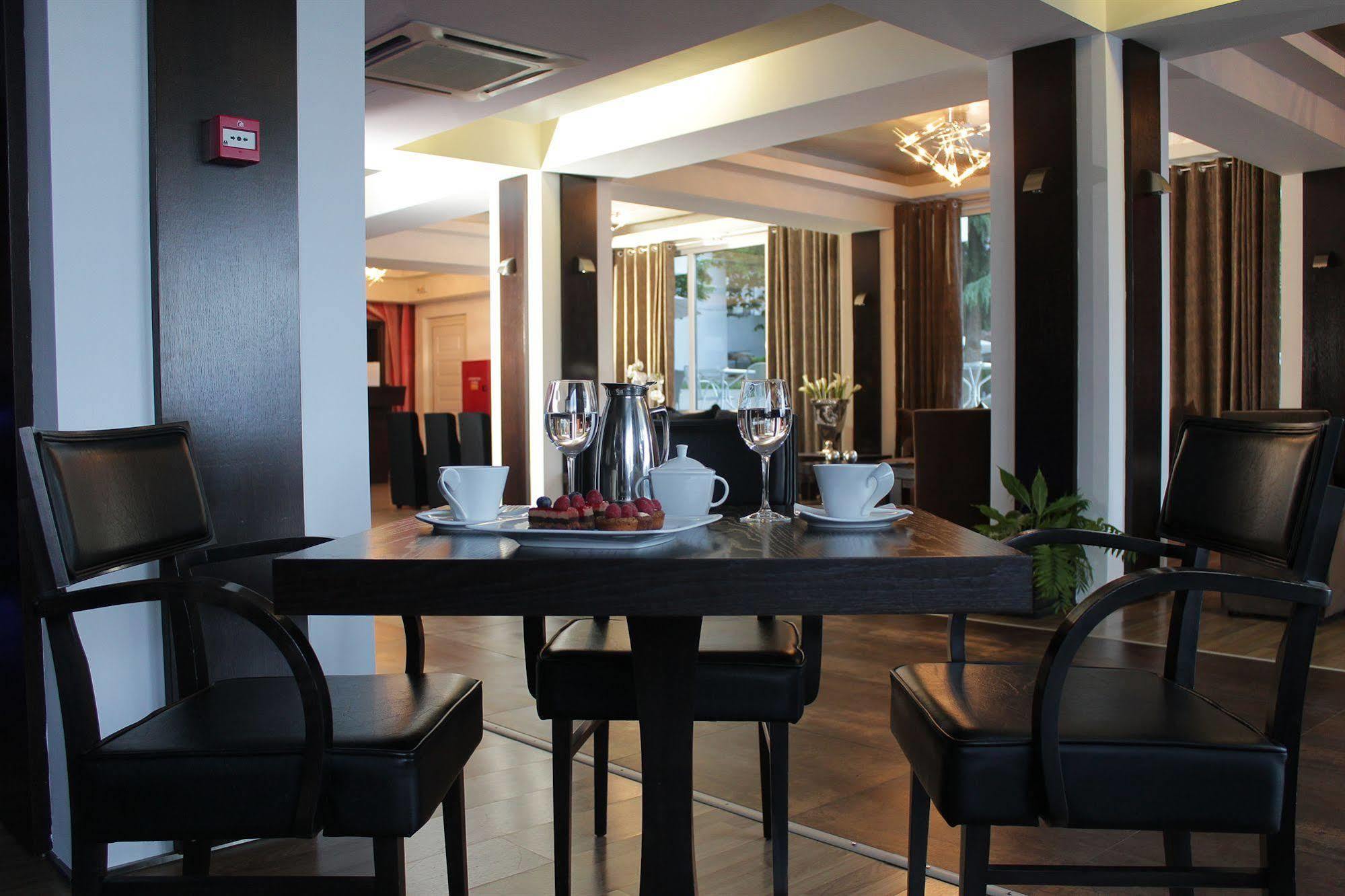 Galaxy Art Hotel Ореокастро Экстерьер фото